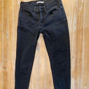 Levi’s super skinny size 27 black jeans